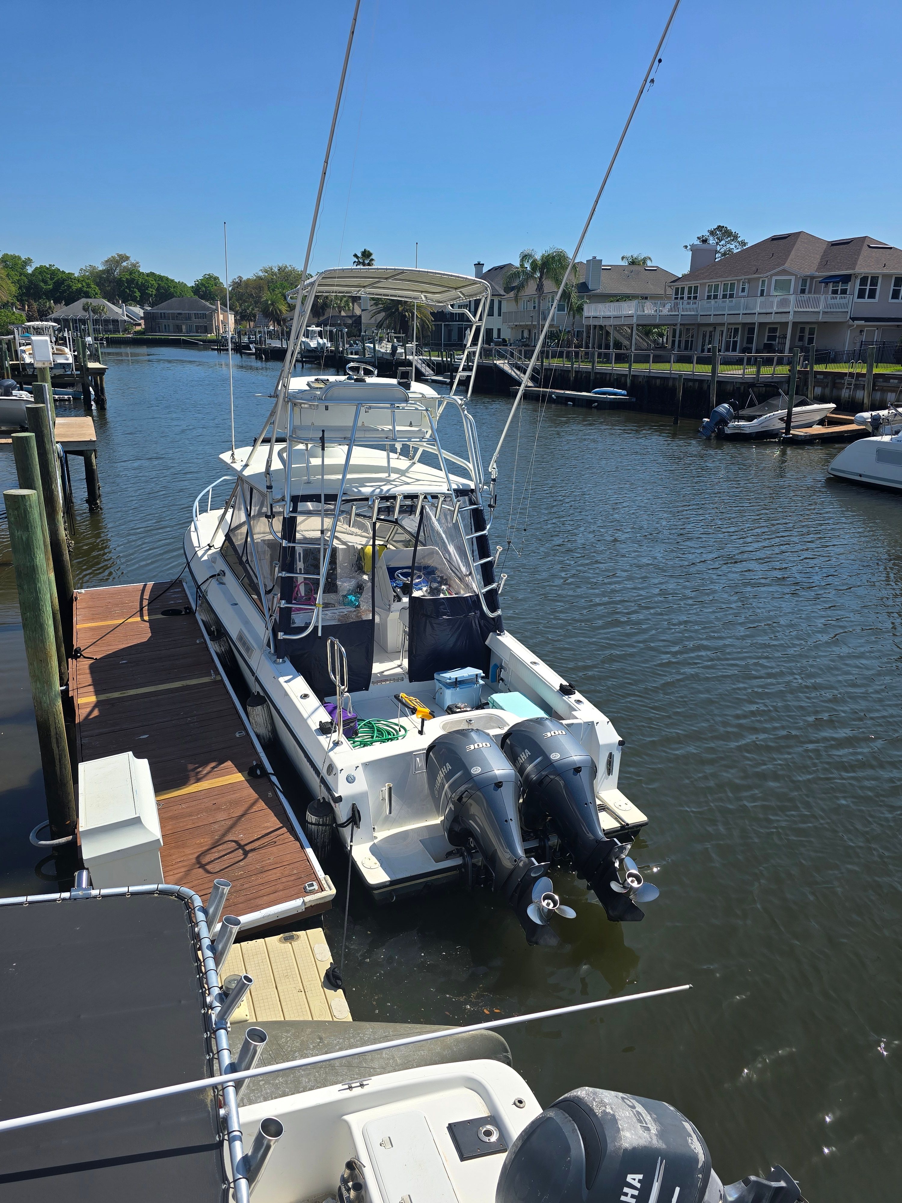 2005 Contender 35SC Express - 15