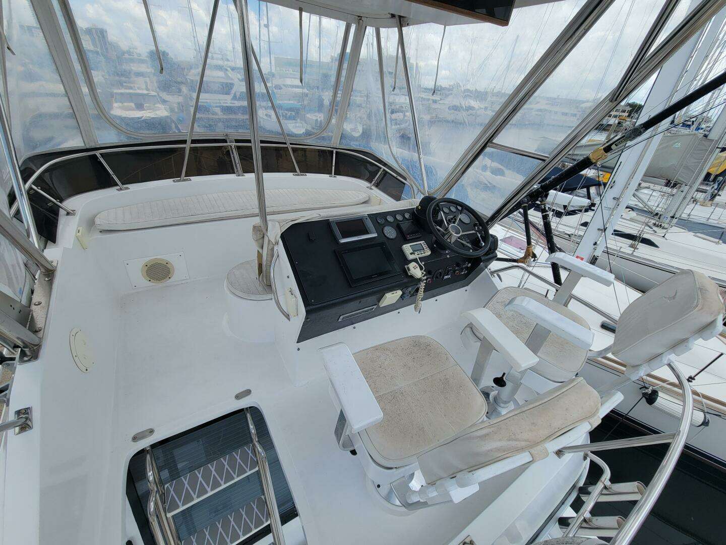 1992 Mediterranean 38 - Image 13