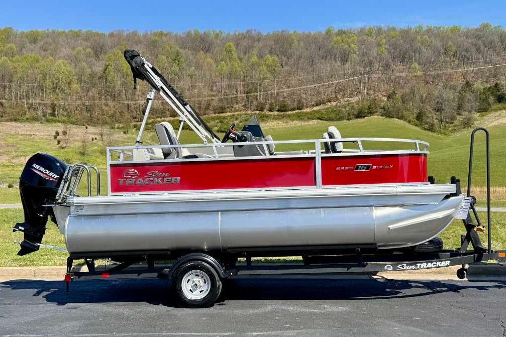 2026 Sun Tracker Bass Buggy 16 XL Select