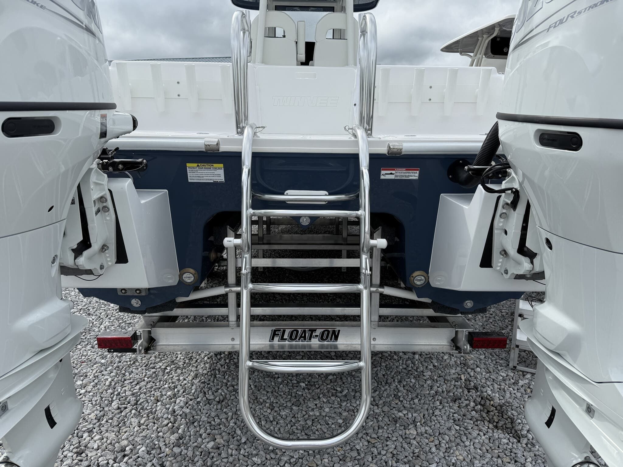 2026 Twin Vee 260 GFX2 CC - 5