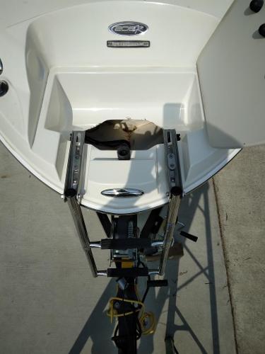 2011 Stingray 208CR - 19