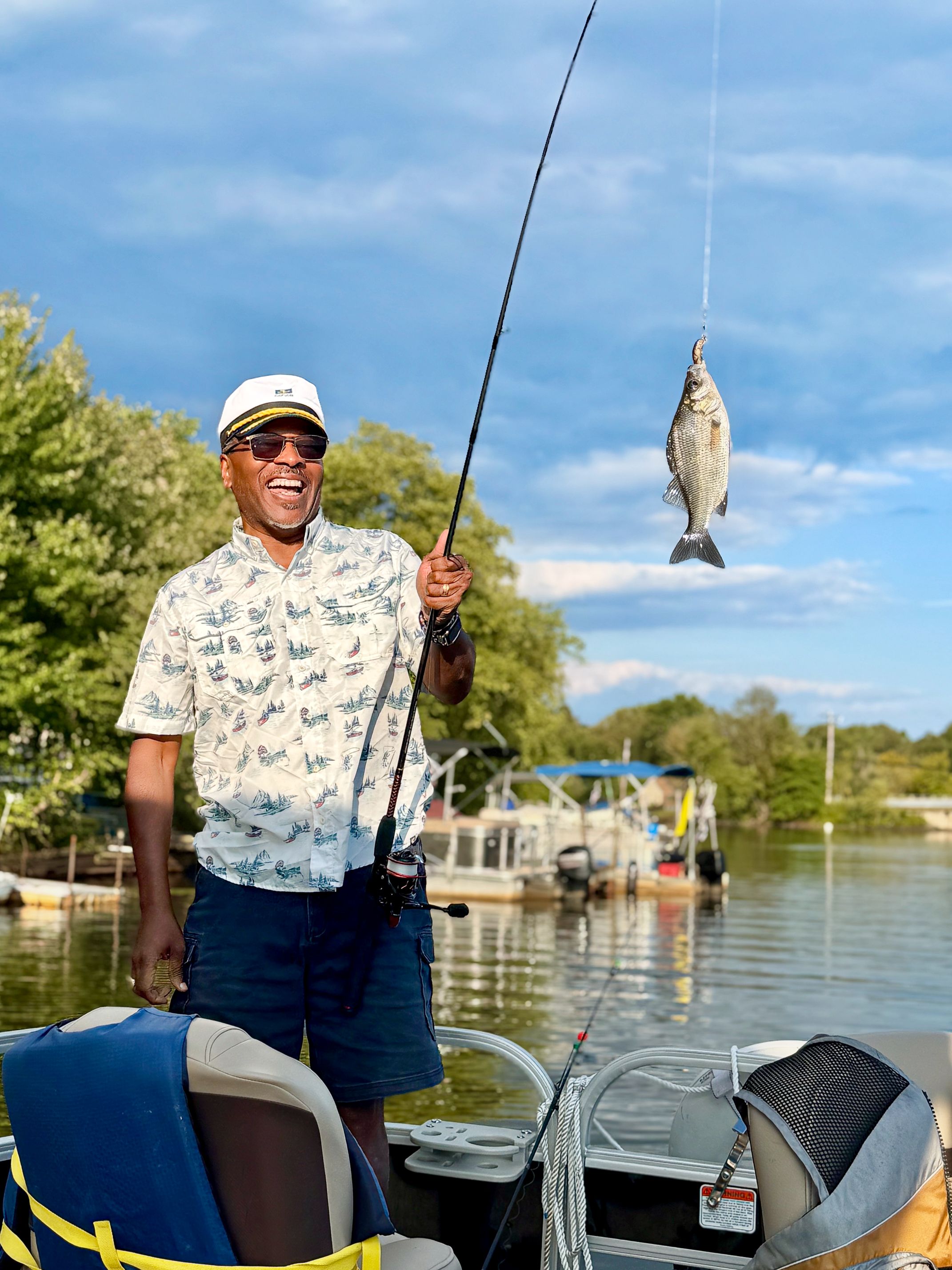 2017 Sun Tracker Fishin' Barge 20 DLX - 5