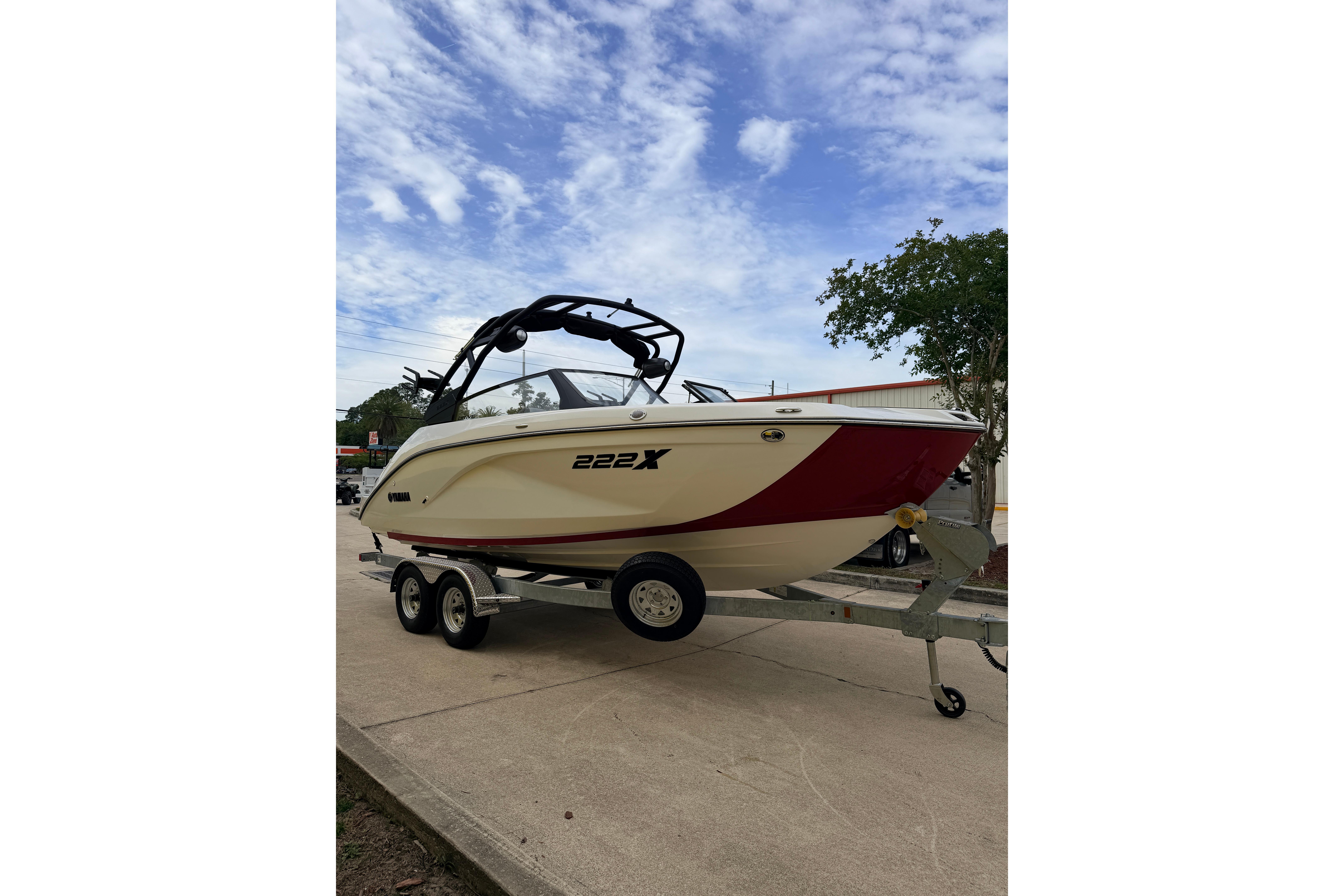2026 Yamaha Boats 222XD