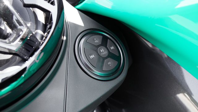 2026 Sea-Doo GTI SE 170 Tech Package with Audio iDF and iBR - 6