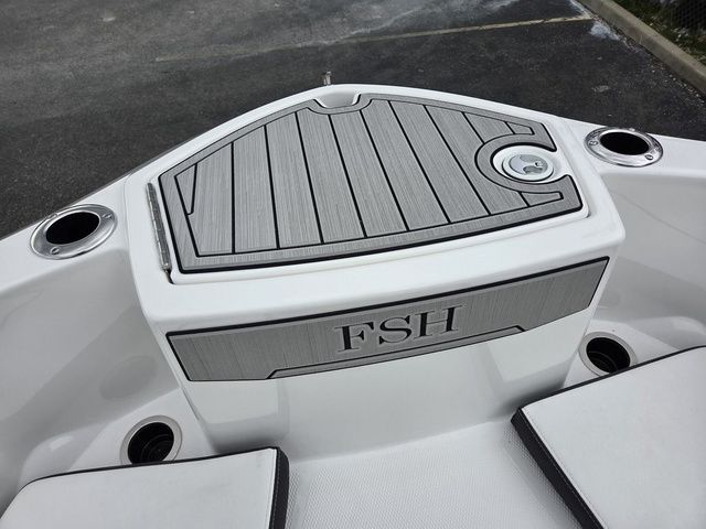 2026 Yamaha Boats 255 FSH Sport E - 43