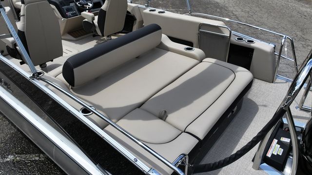 2026 Tahoe Cascade - 23 FT VRB - 8