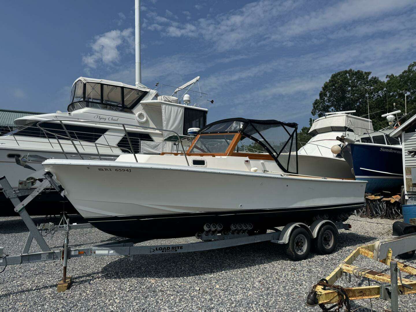 1984 Surf-Hunter Surfhunter 25 - Image 2