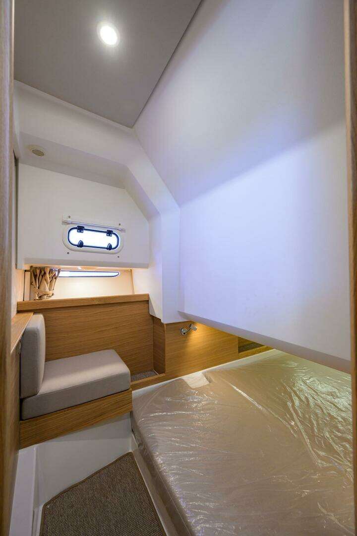 2024 Nimbus Commuter 11 - Image 20