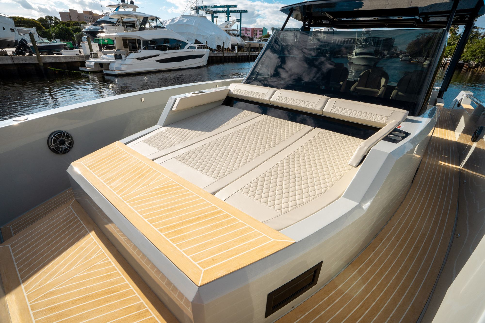 2025 De Antonio Yachts D50 OPEN - 33