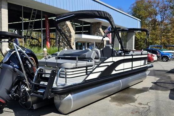 2026 Bennington 24 L SWINGBACK