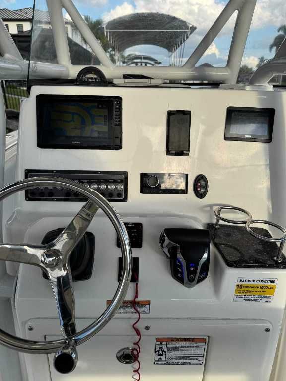 2024 Sea Fox 248 Side Console - 10
