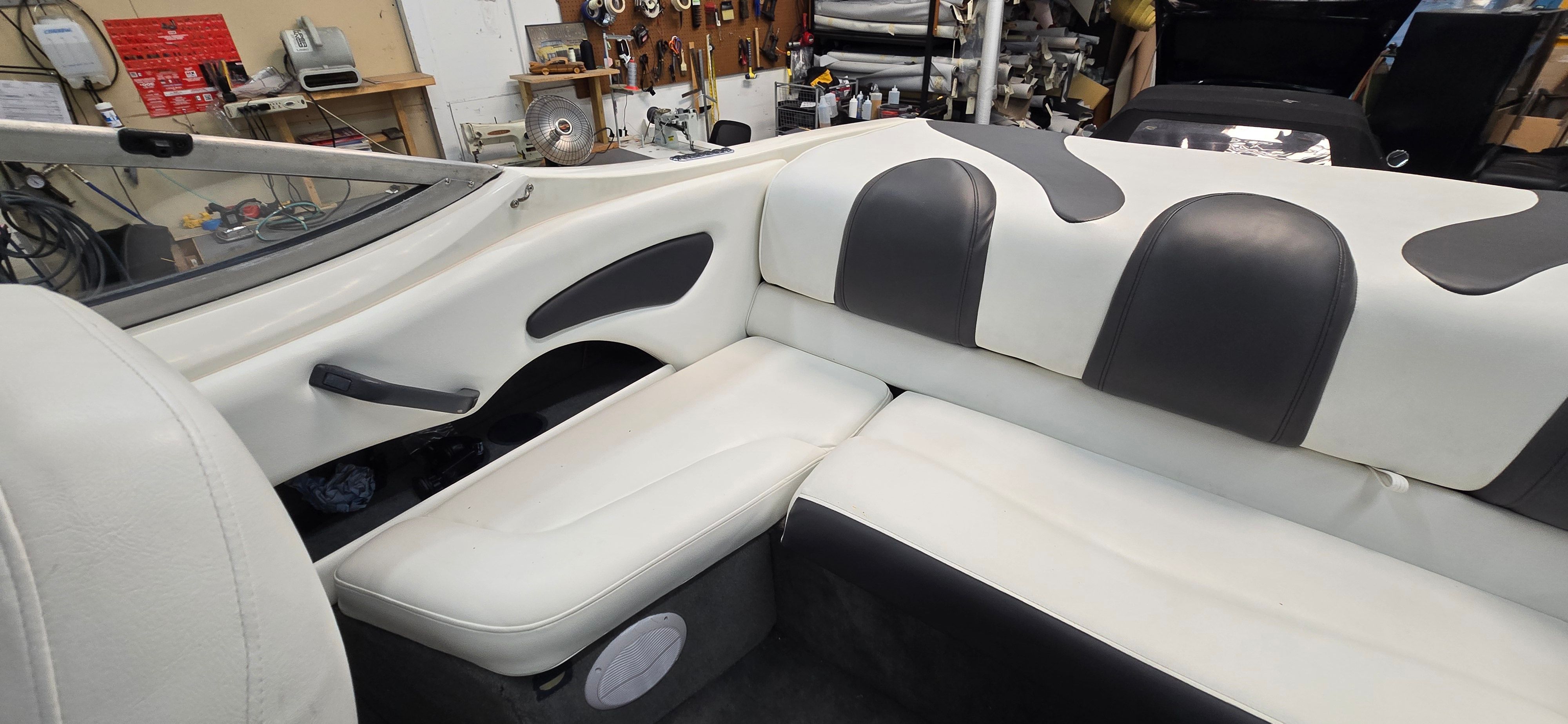 2004 Stingray 195 LR - 11