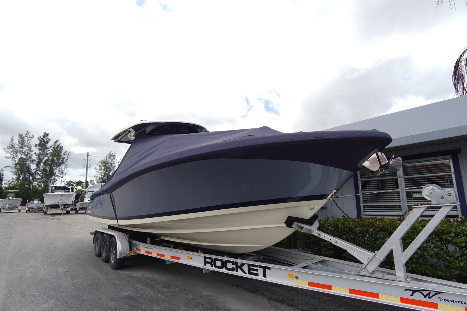2026 Chris-Craft Catalina - Image 65