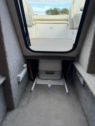 1997 Four Winns 225 Sundowner - 14