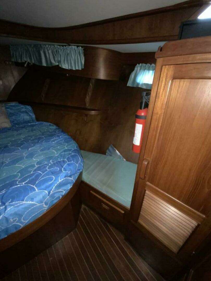 1987 President 41 Double Cabin Motor Yacht - Image 55