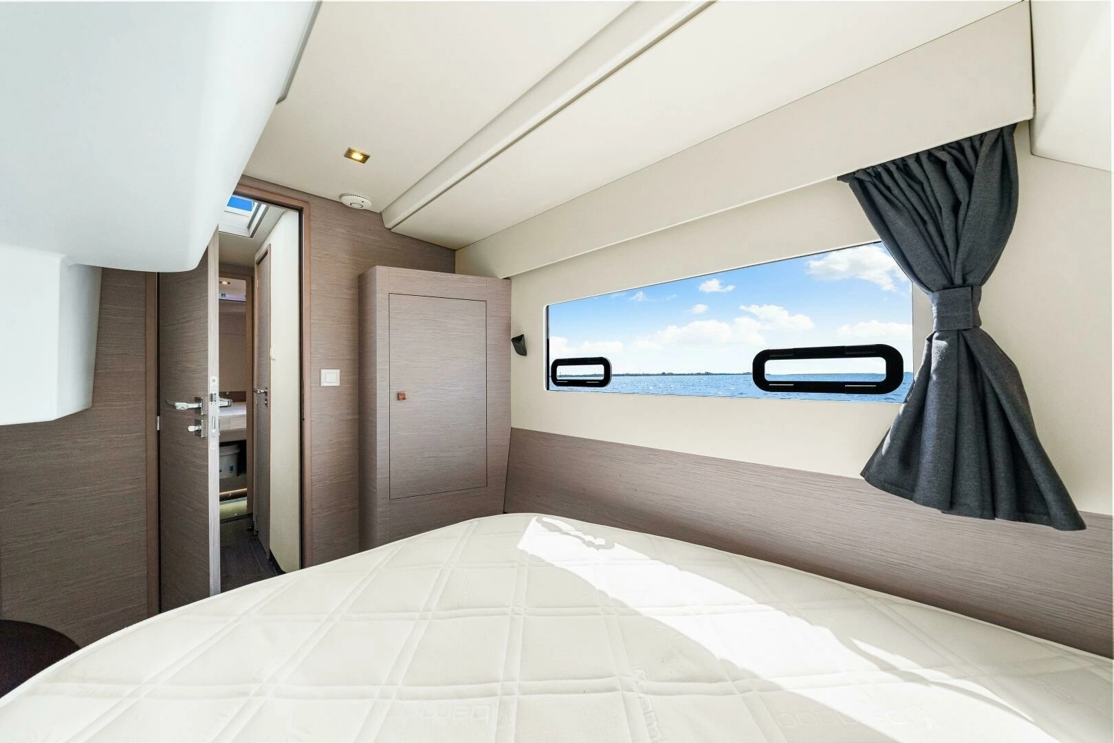 2021 Fountaine Pajot MY4.S - Image 29
