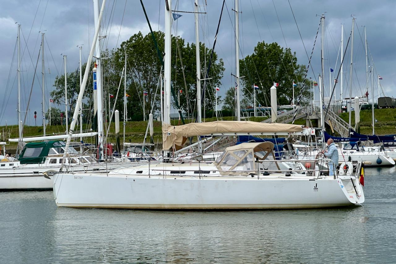 2007 J Boats J/122