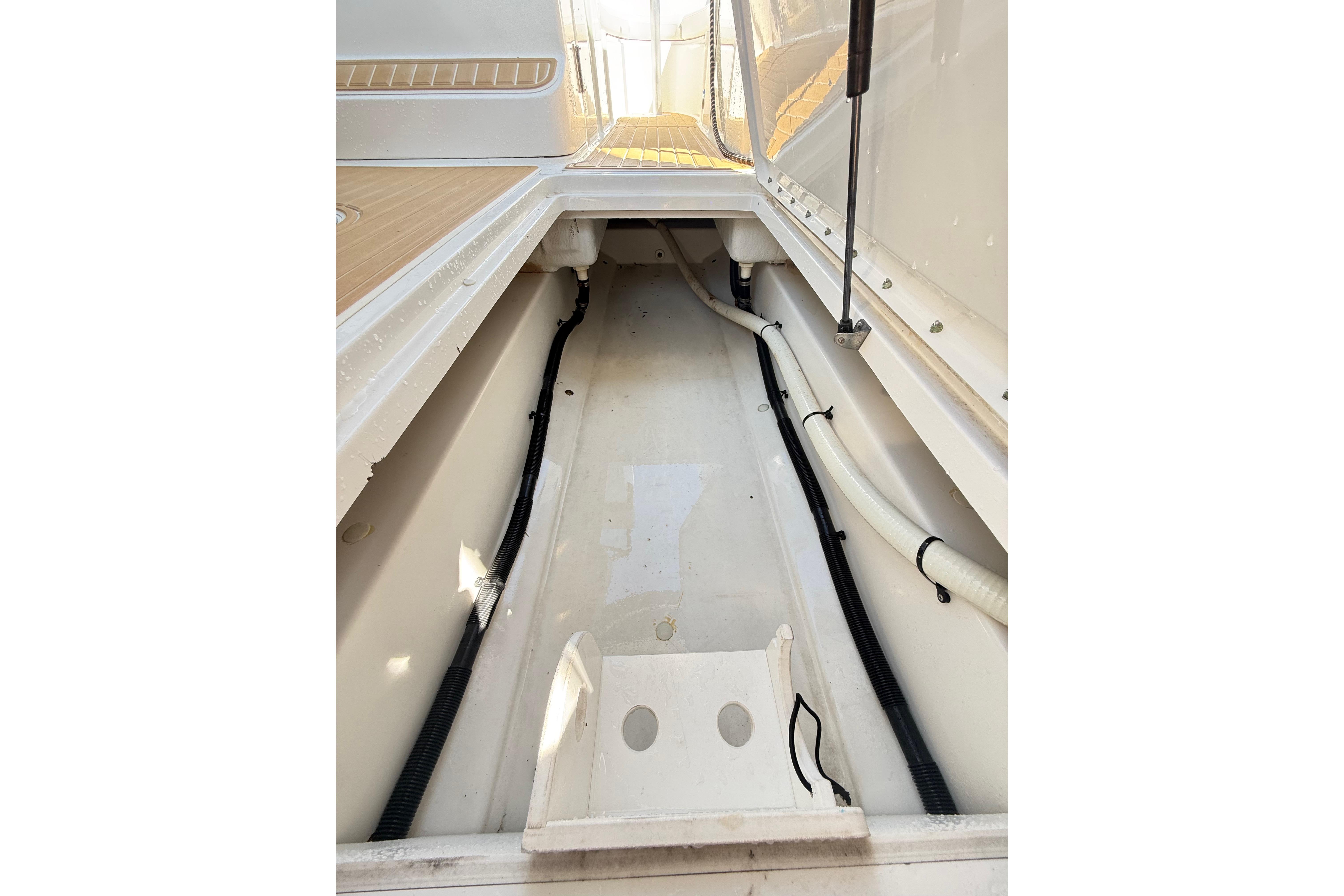 Interior view of a 2011 Sea Ray 270 SLX boat compartment.