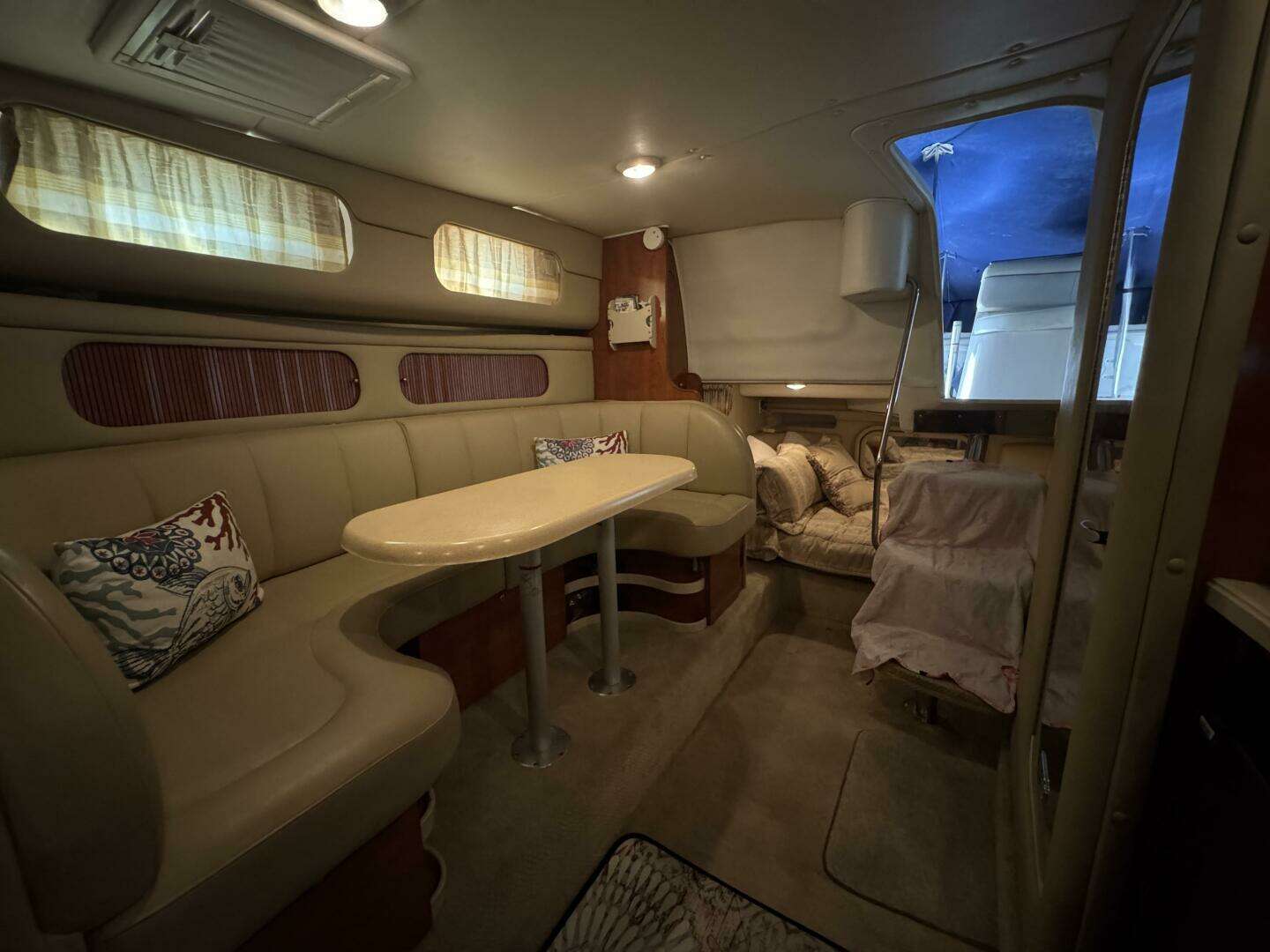 2002 Rinker 342 Fiesta Vee - Image 6