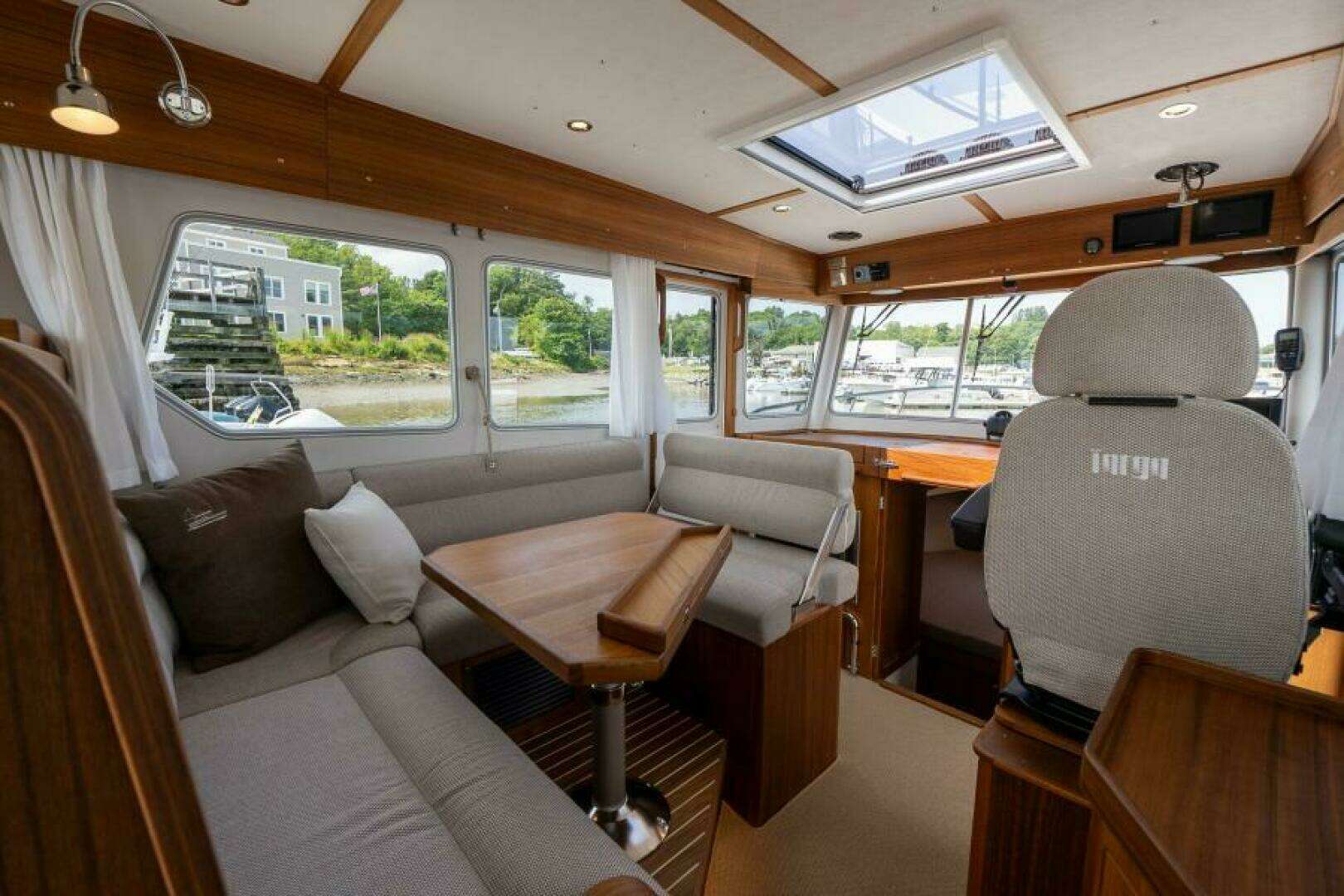 2027 Targa 32 - Image 26
