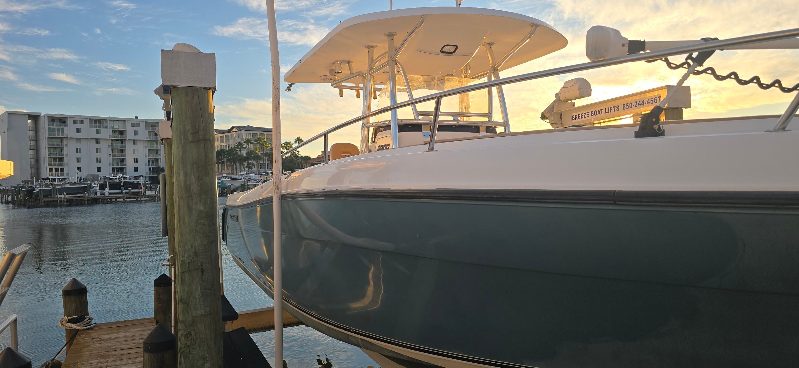 2007 Century 32ft