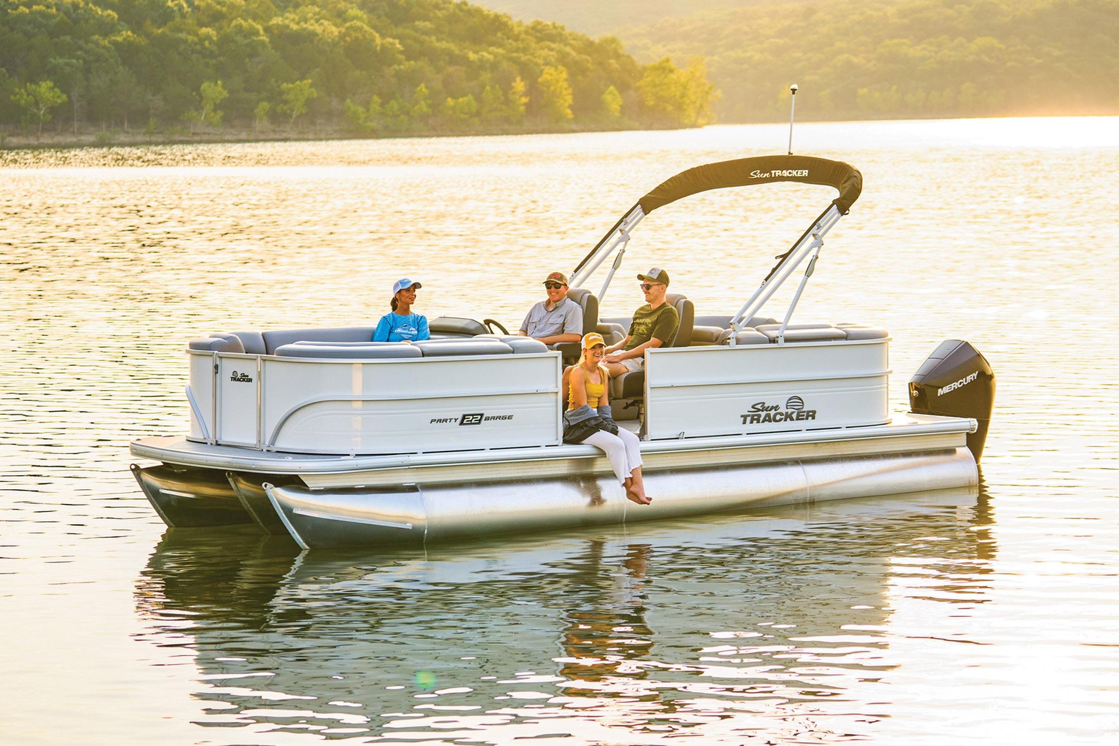 2026 Sun Tracker Party Barge 22 XP3 - 6