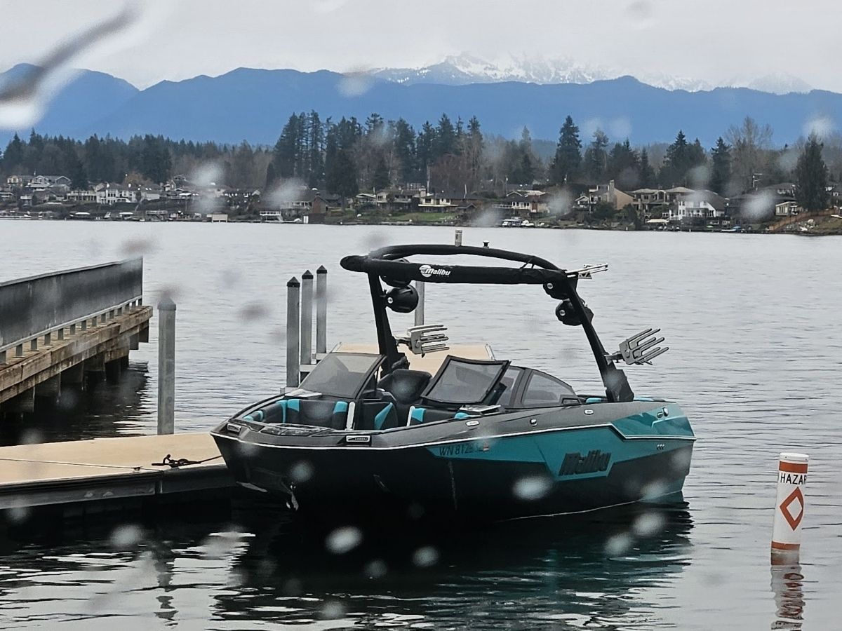 2022 Malibu M220