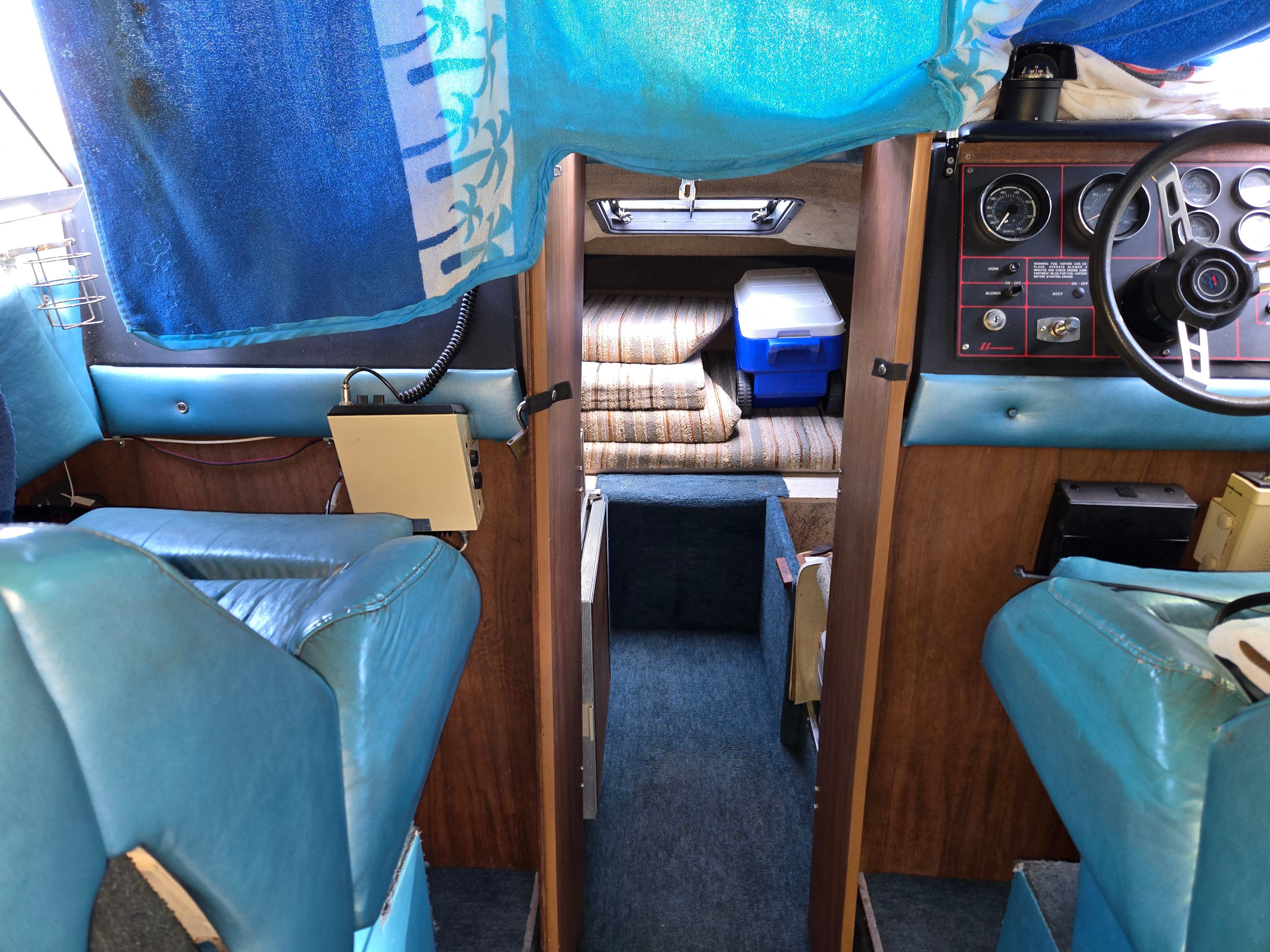 1982 Bayliner Santiago