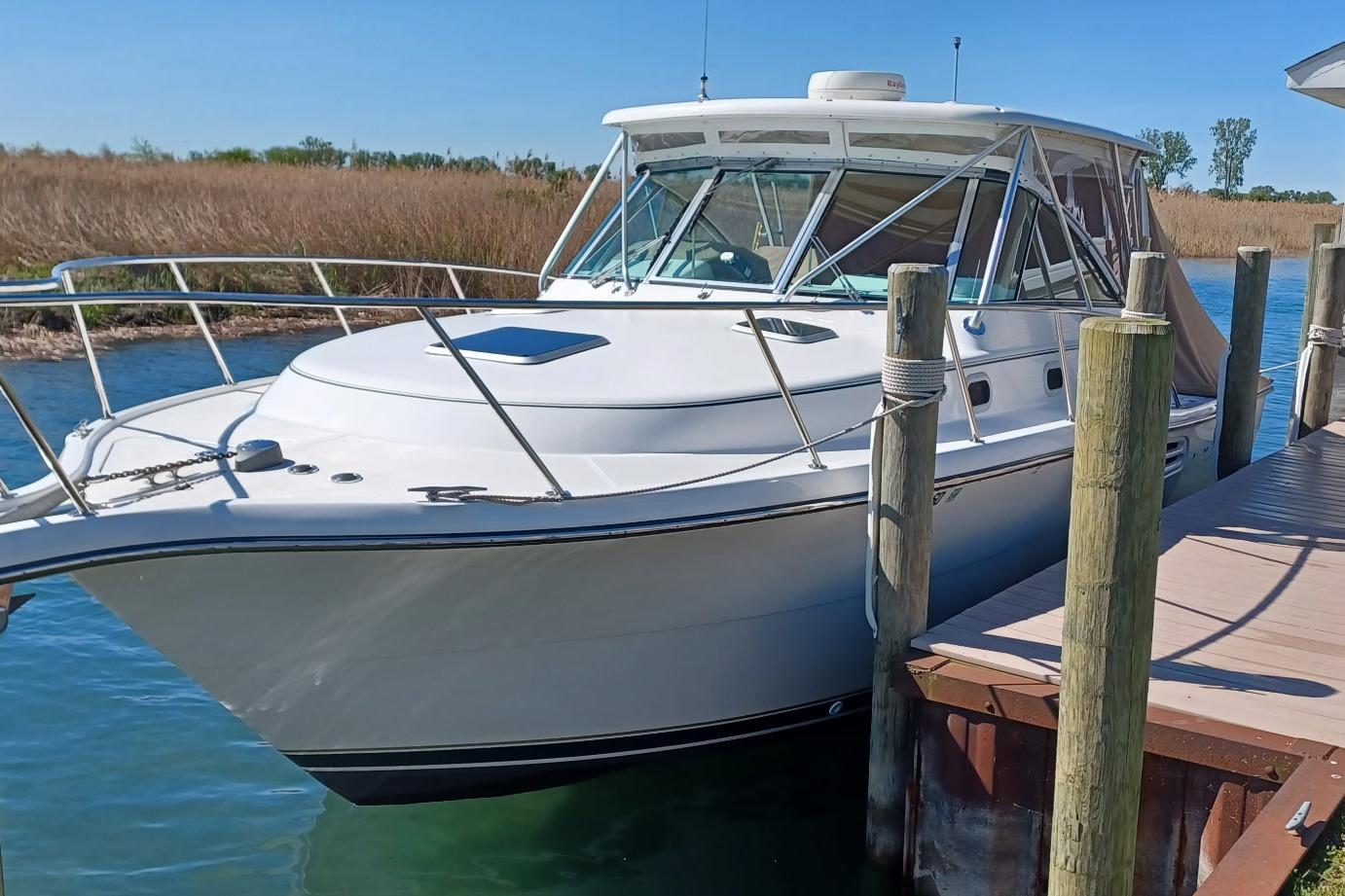 2001 Pursuit 3400 Express