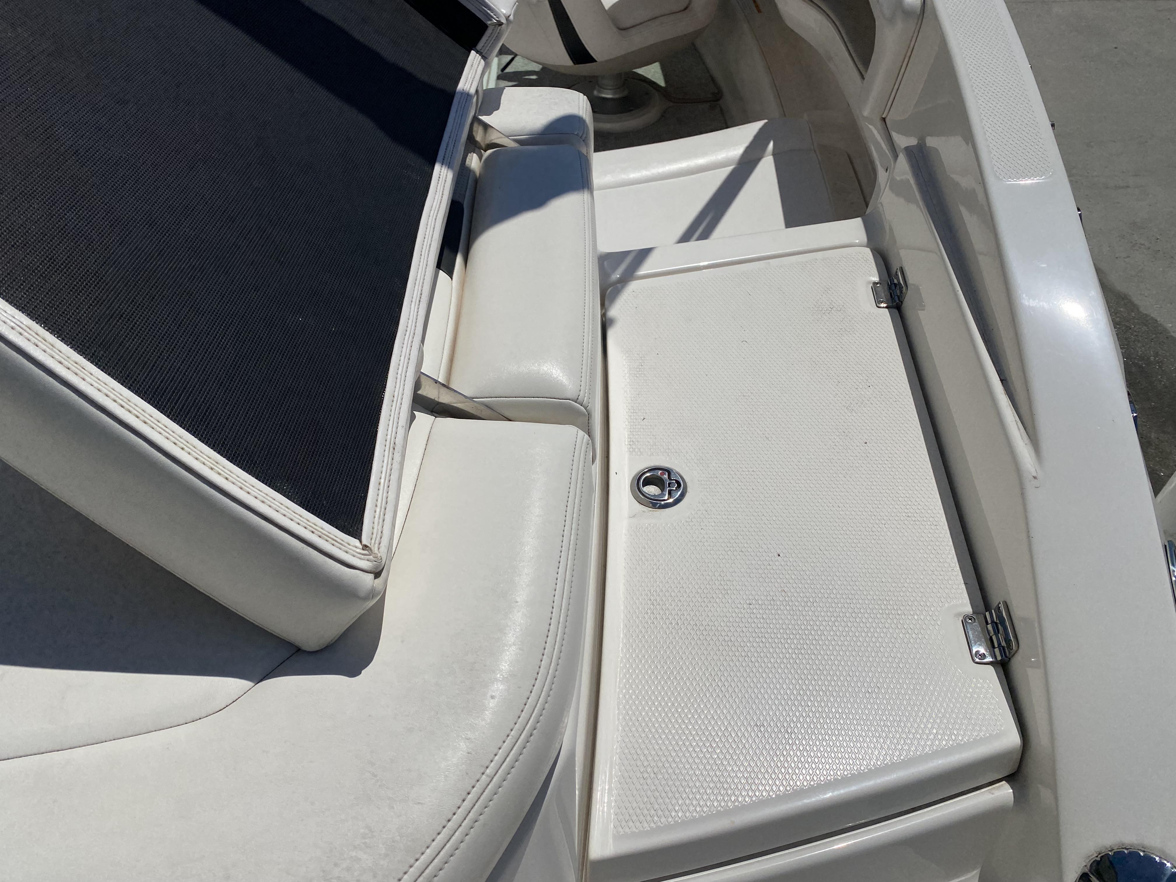2011 Chaparral 216 SSi - 21