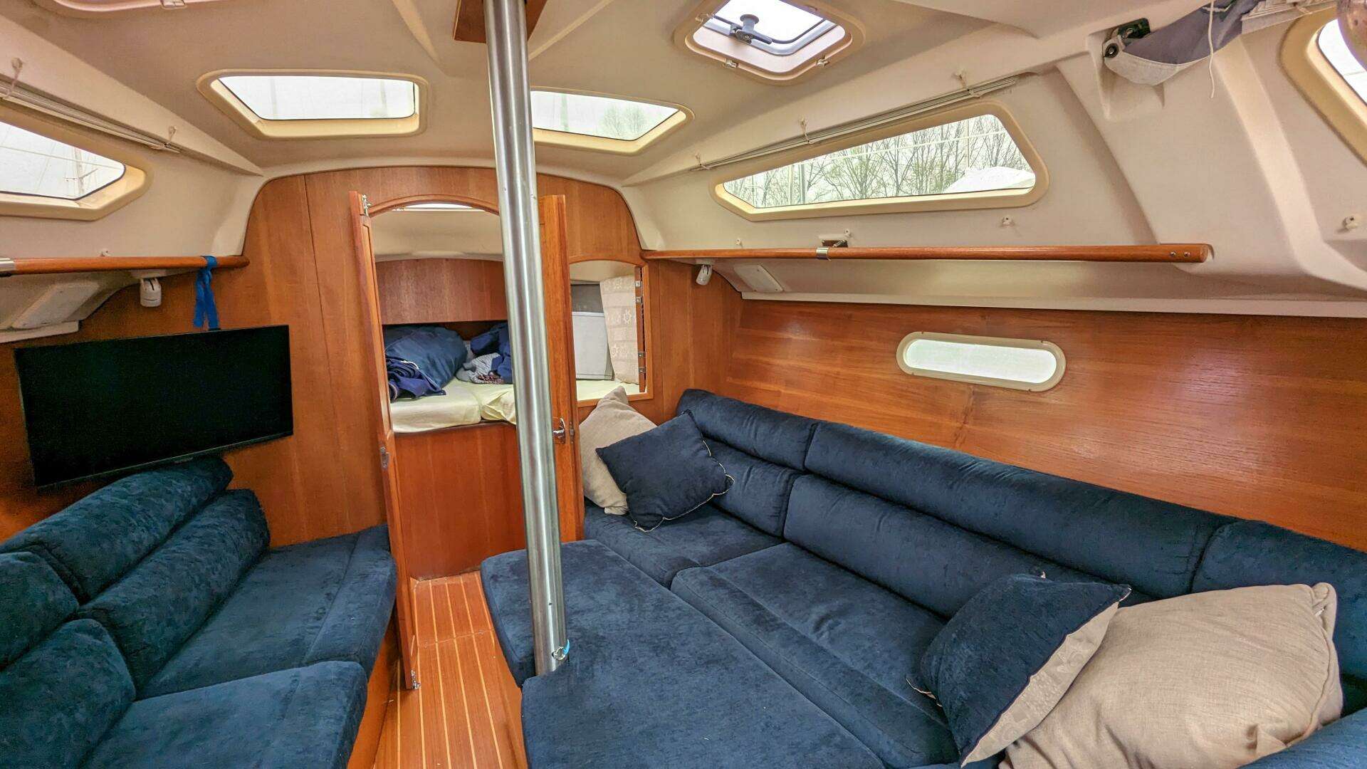 2002 Hunter 326 - Image 16