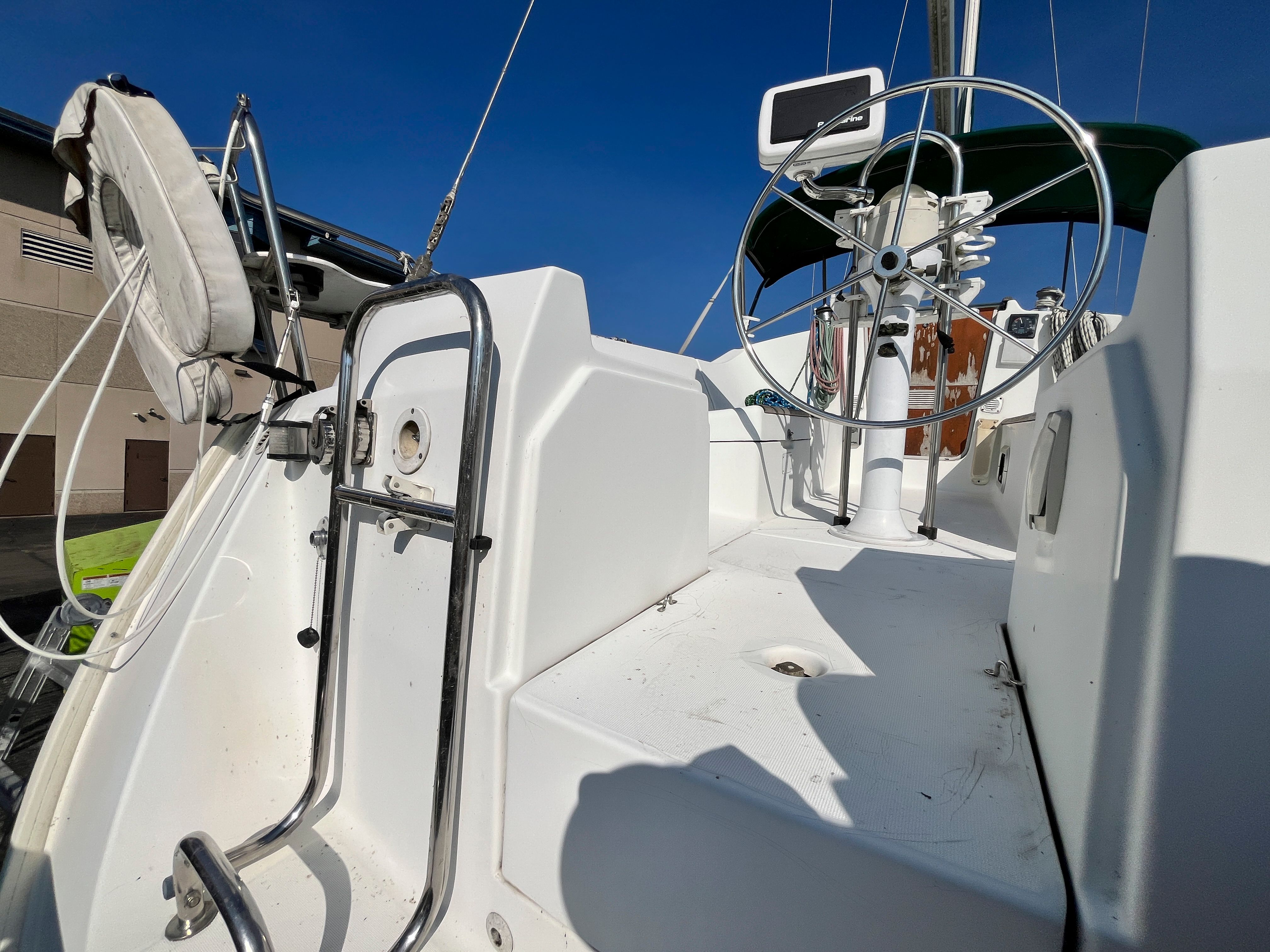 1995 Beneteau Oceanis 321 - 26
