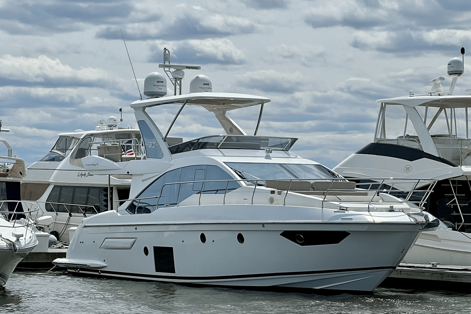 2019 Azimut 50 FLYBRIDGE - Image 4