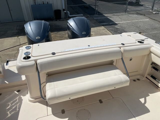 2019 Grady-White Express 330 - 9
