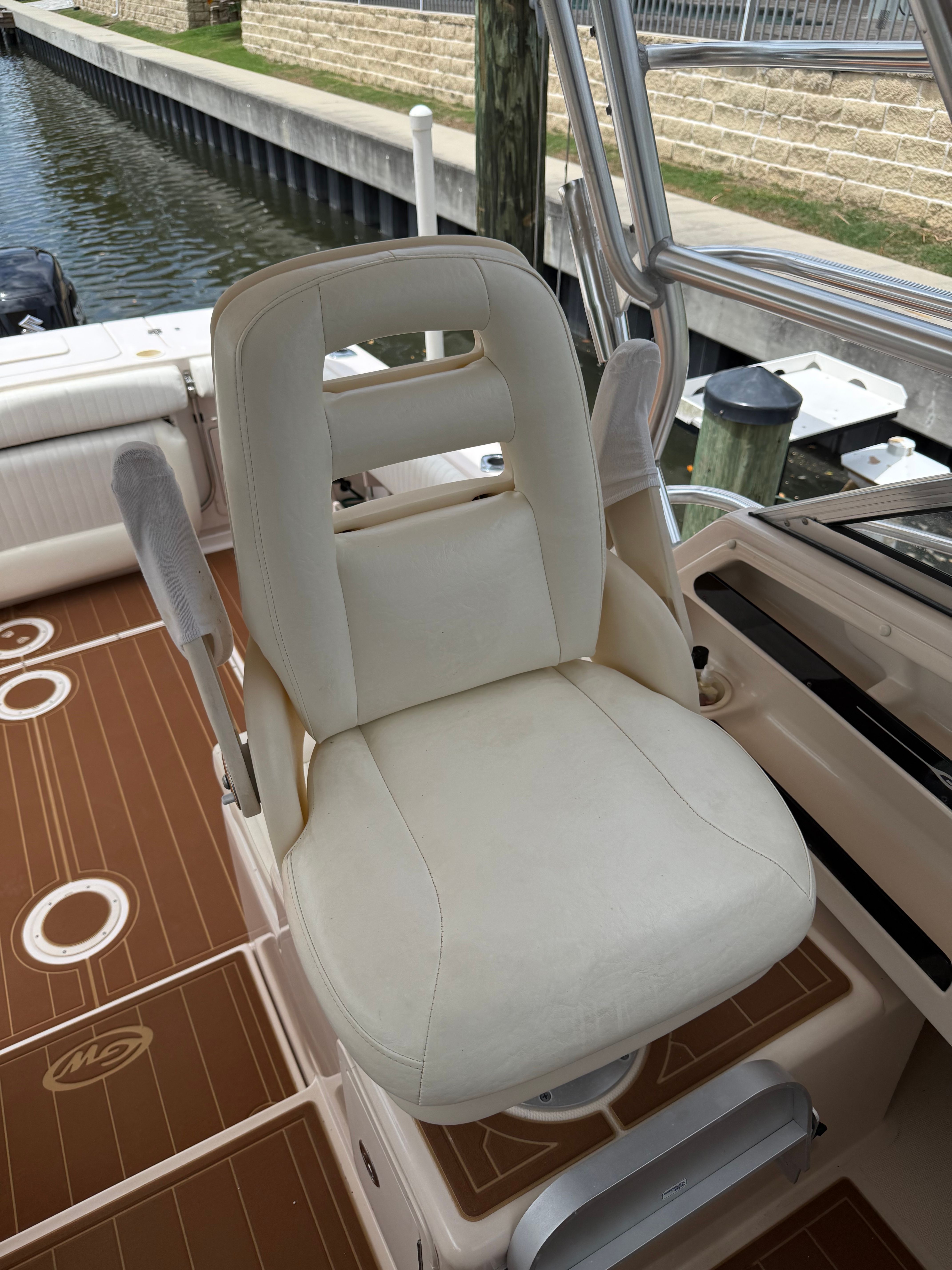 2006 Grady-White Marlin 300 - 25