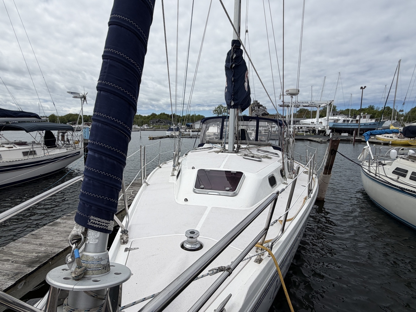 2004 Catalina Catalina 350 - Image 9