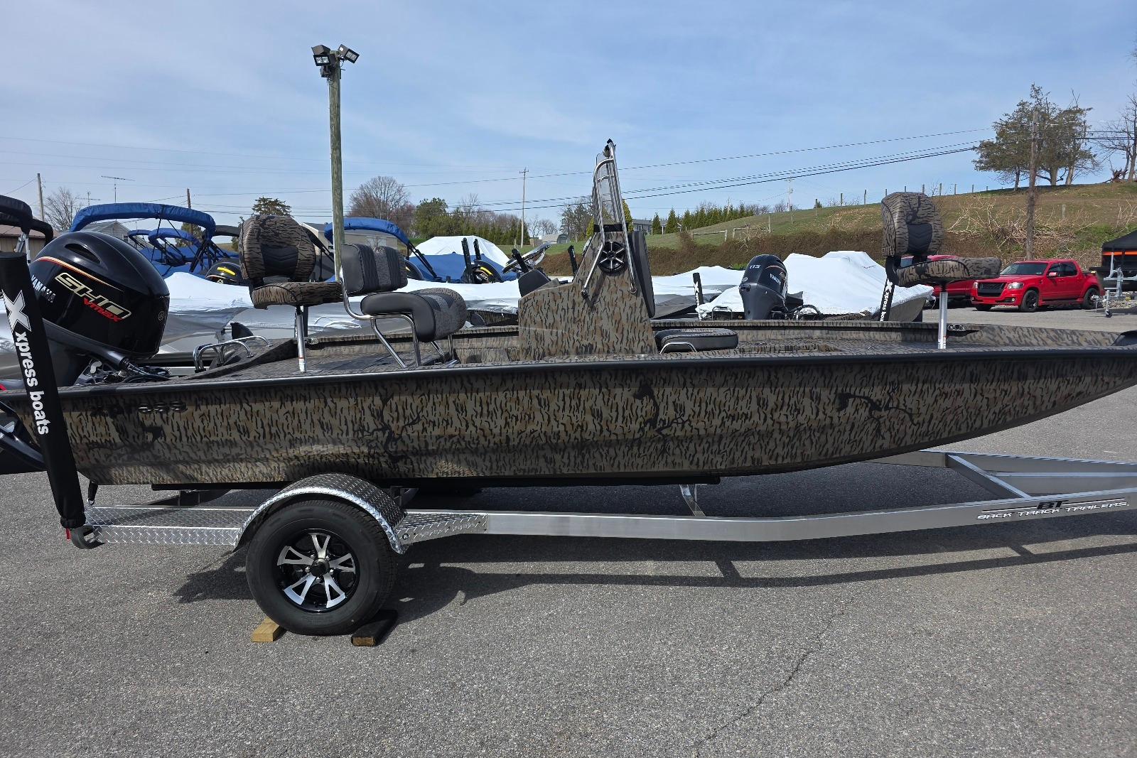 2026 Xpress H20B Bay
