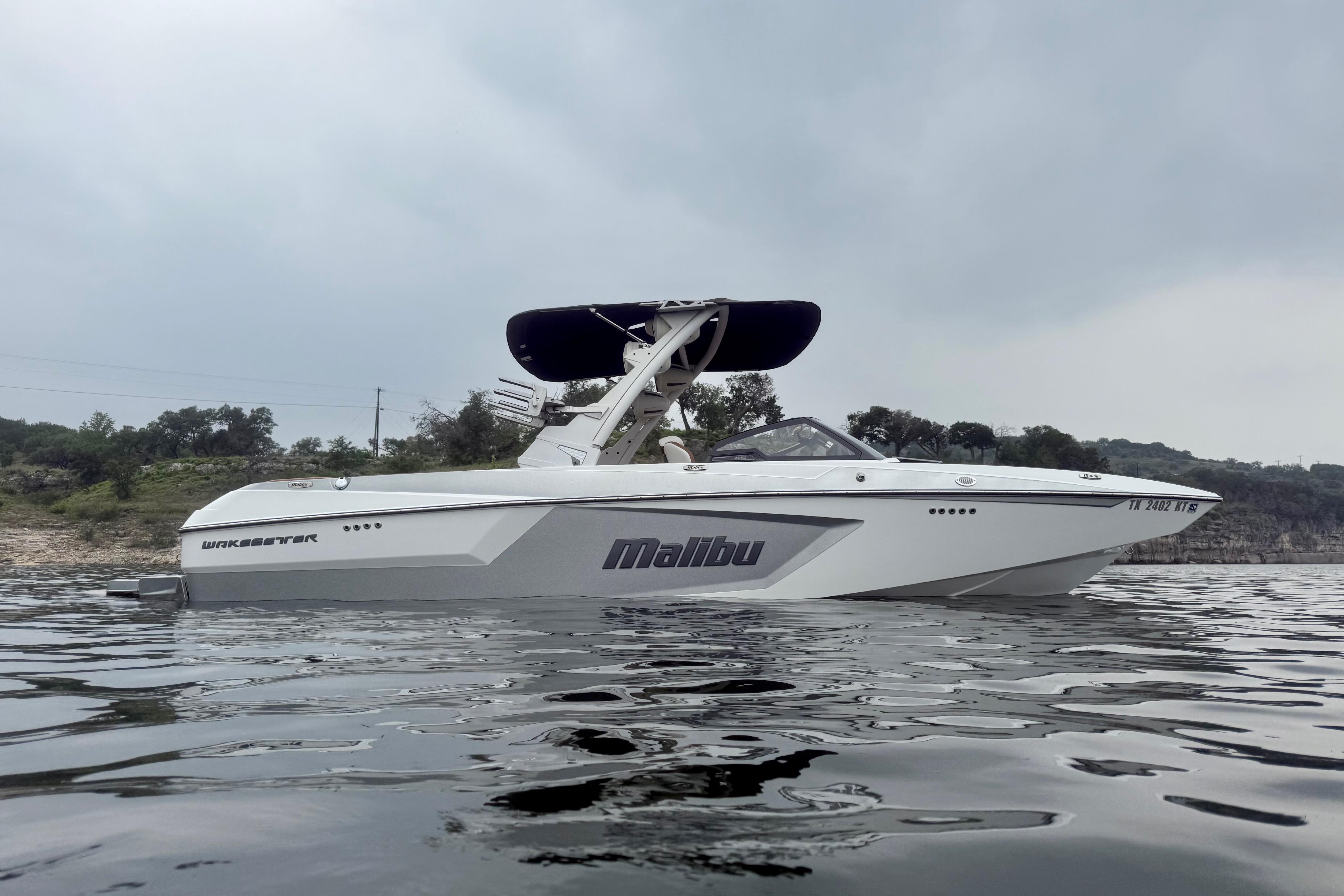 2023 Malibu Wakesetter 24 MXZ