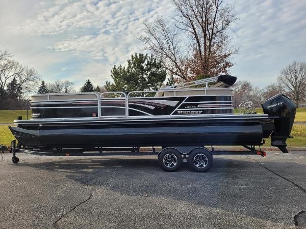 2023 Ranger Reata 243C
