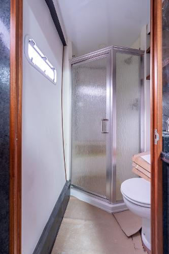 2025 Catamaran Bloomfield 86 Motorsailor - 60