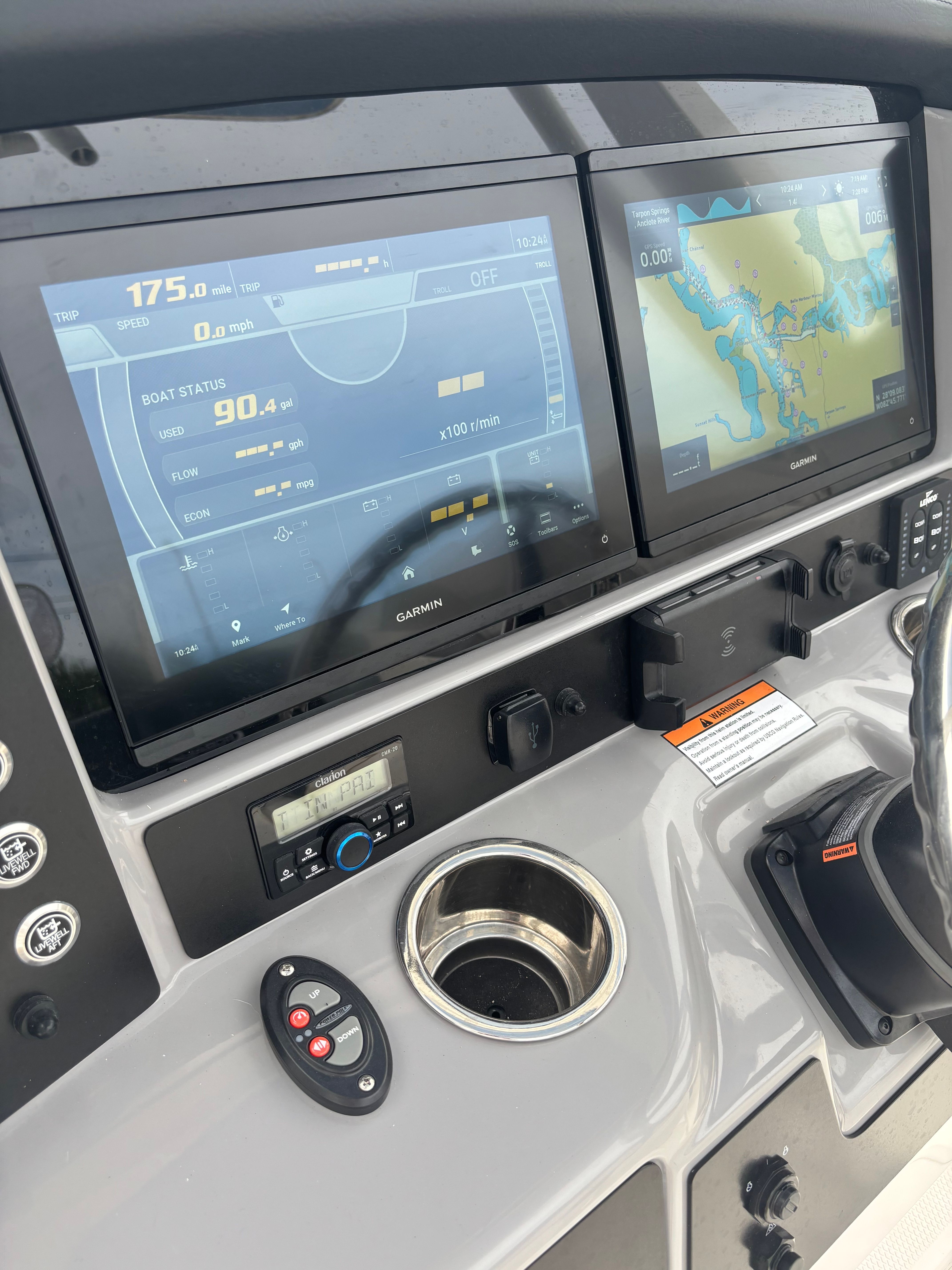 2024 Robalo CAYMAN - 42
