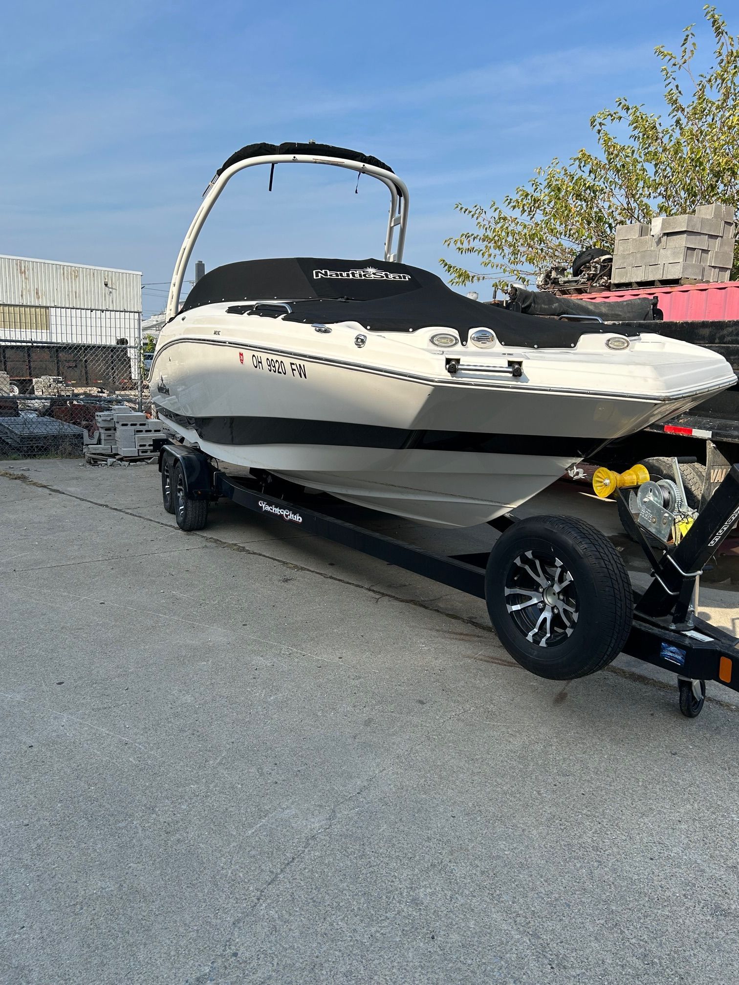 2020 NauticStar 243 DC - 12