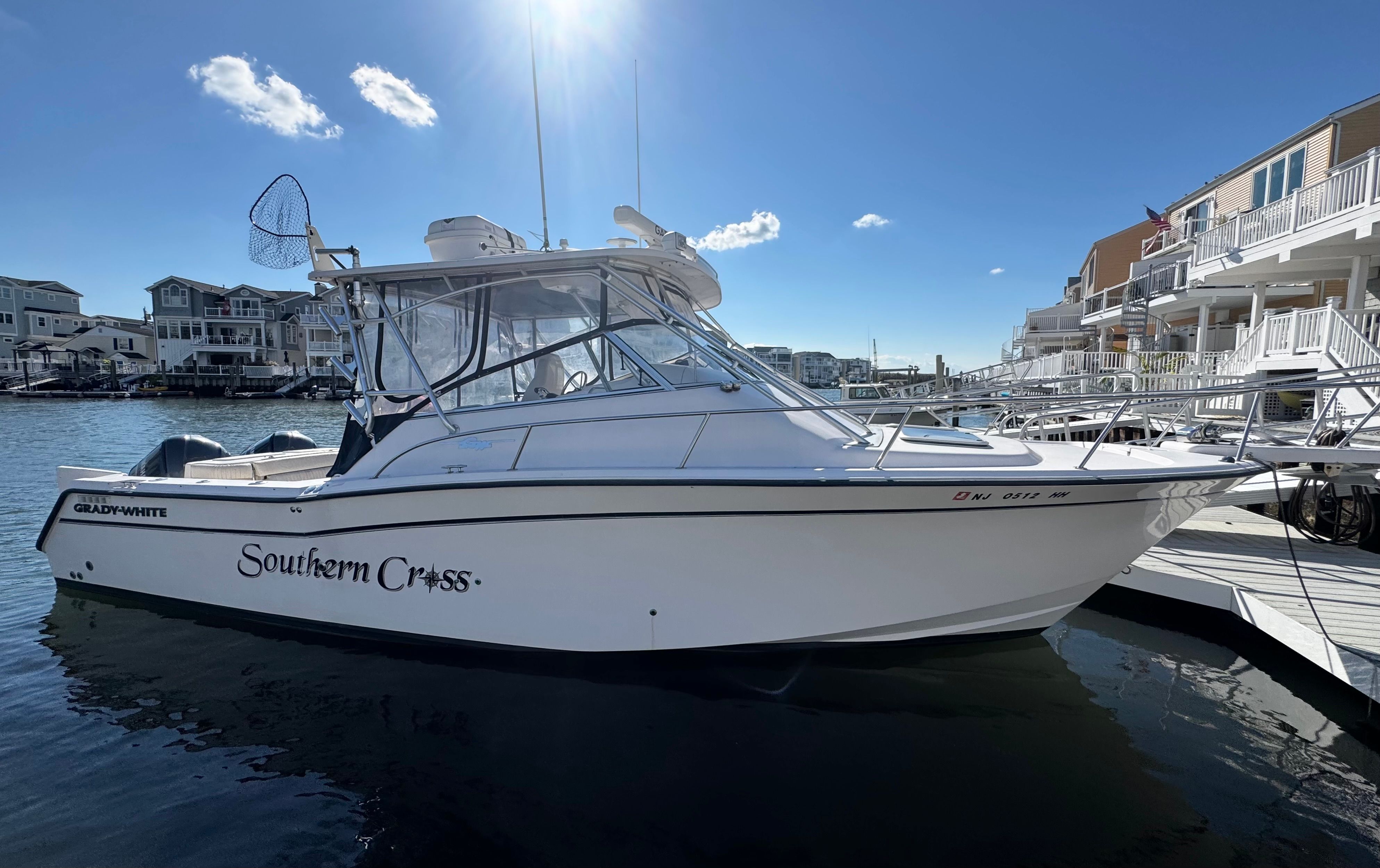 2002 Grady-White Express 330
