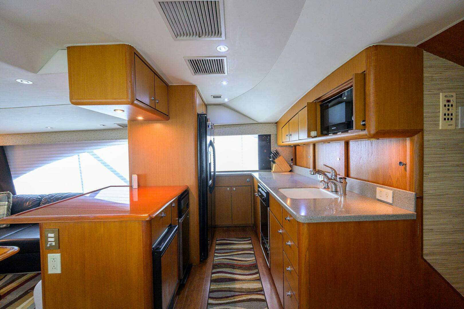 2001 Ocean Yachts 56 Super Sport - Image 44