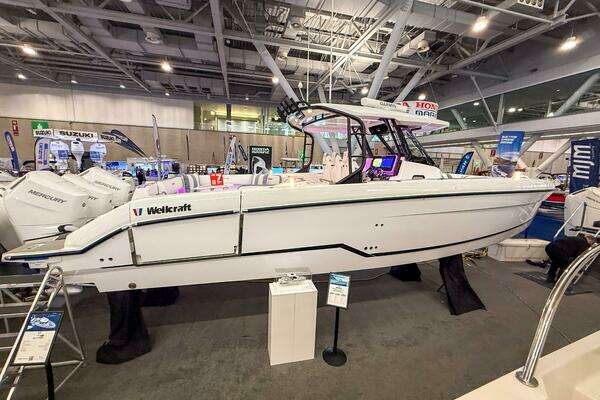 2026 Wellcraft 38 T-Top