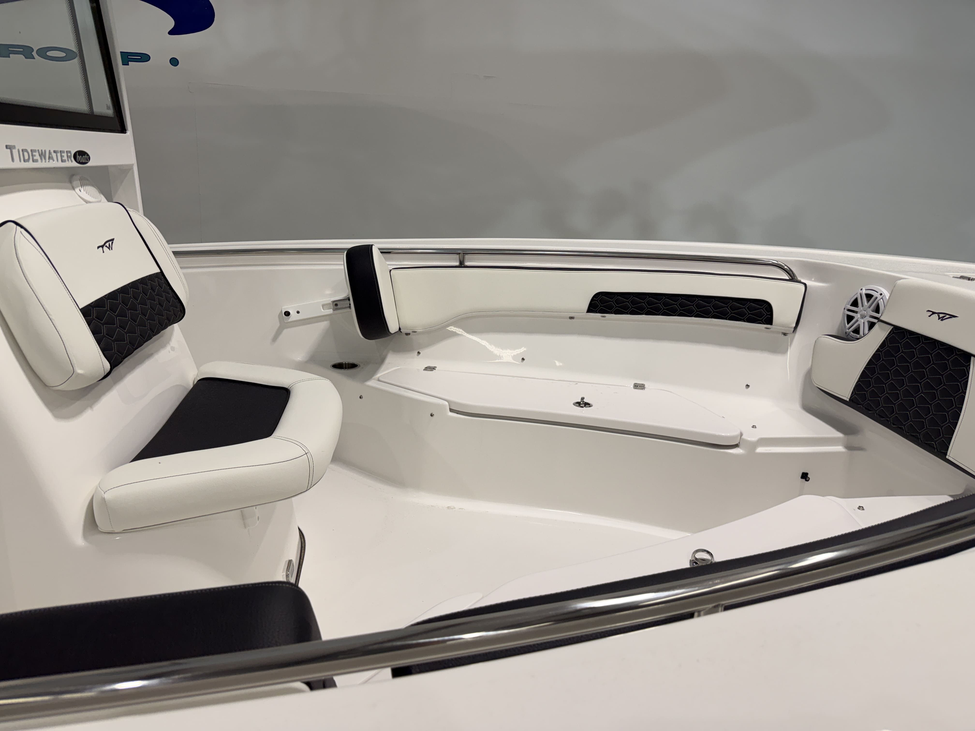 2026 Tidewater 220 LXF - 12