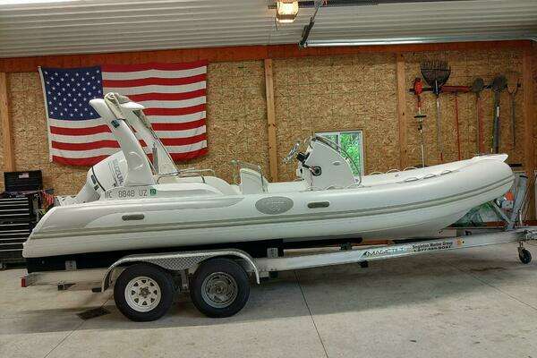 2024 Paradise Powerboats 580