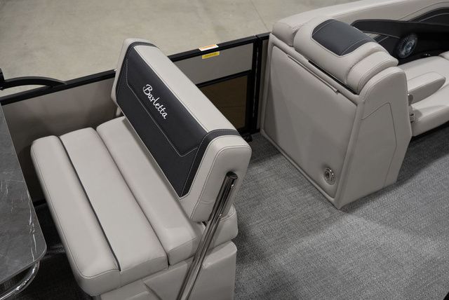 2026 BARLETTA BOATS Cabrio 24UE - 11