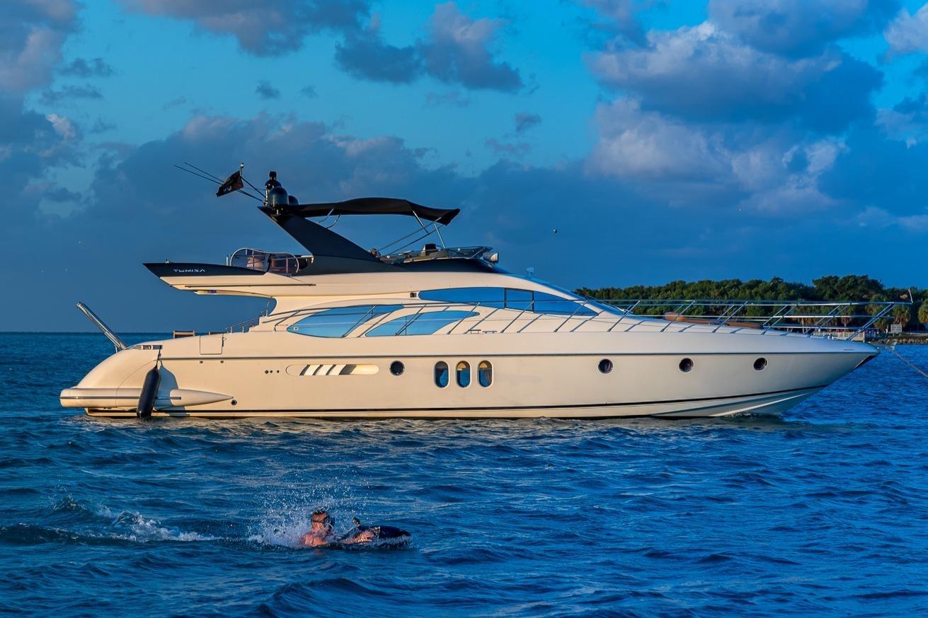 2007 Azimut Fly 62