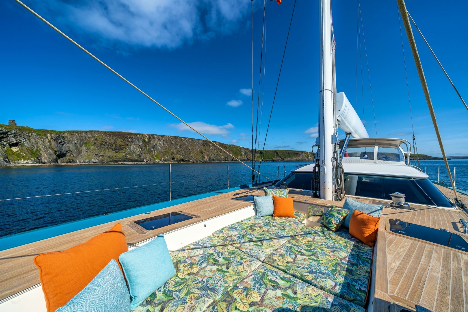 2013 Oyster Yachts Oyster 885 - Image 15